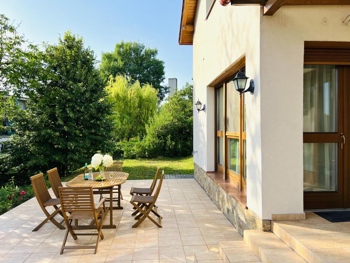 Villa Szofia Veszprem Apartments Екстер'єр фото
